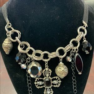 Ladies beaded necklace